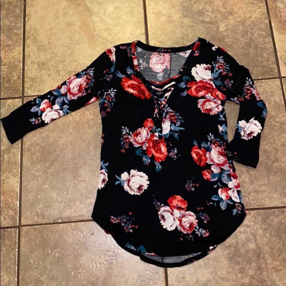 Maurices 3/4 Sleeve Floral Blouse